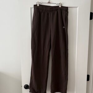 Alo Accolade Straight Leg Sweatpants Chcolate Brown Sz L